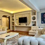 Florya da 3+1 lüx keyifli bahçeli daire