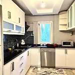 Florya da 3+1 lüx keyifli bahçeli daire