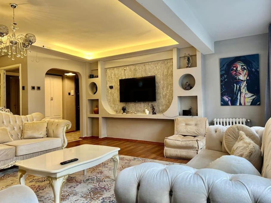Florya Da 3+1 Lüx Keyifli Bahçeli Daire *