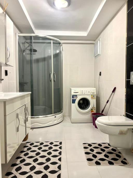 Daire Florya Da 3+1 Lüx Keyifli Bahçeli Daire