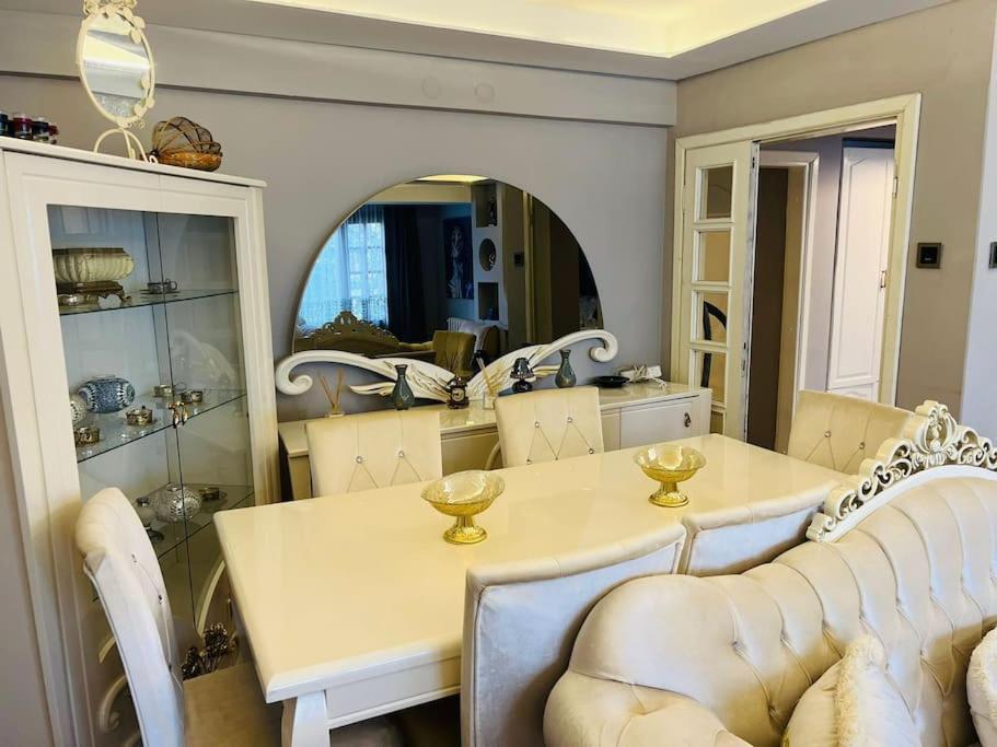 Apartament Florya Da 3+1 Lux Keyifli Bahceli Daire Istanbul